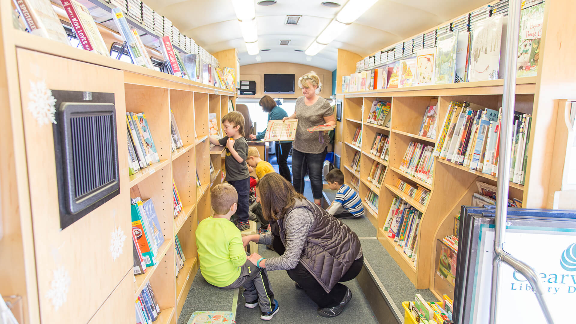 People on Bookmobile